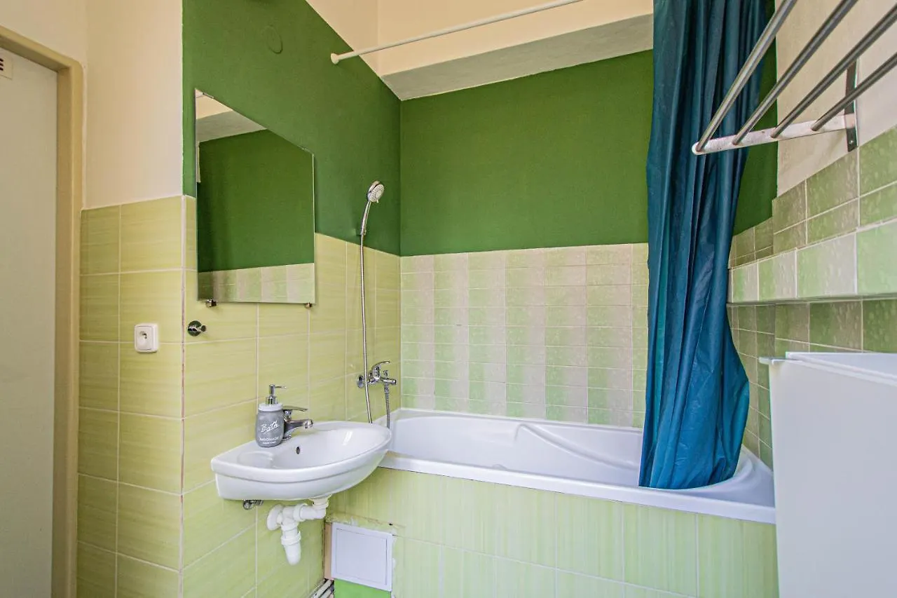 For Celebrations Spacious 3Bdr Apartment With Balcony Praga 0*,